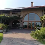 בית חווה Isola Augusta