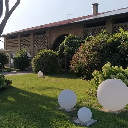 Isola Augusta Palazzolo dello Stella